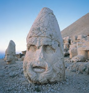 colossal stone heads of mount nemrut